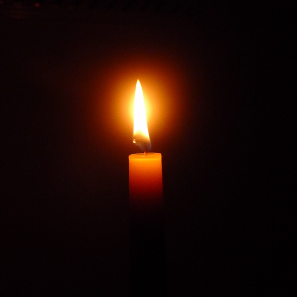 Russian Orthodox Beeswax Candles - Burning